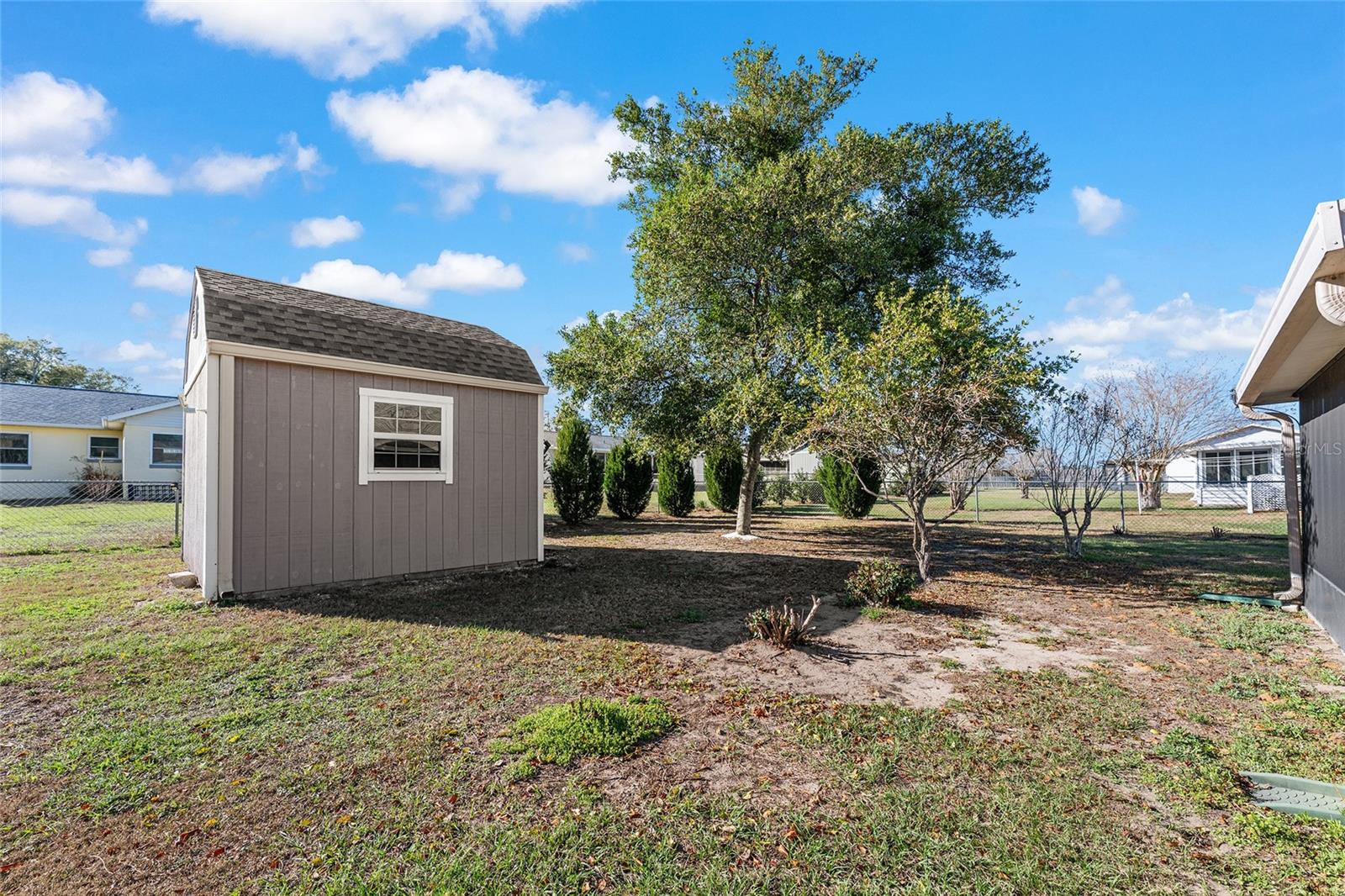 GREEN MEADOWS FIRST ADD - Residential