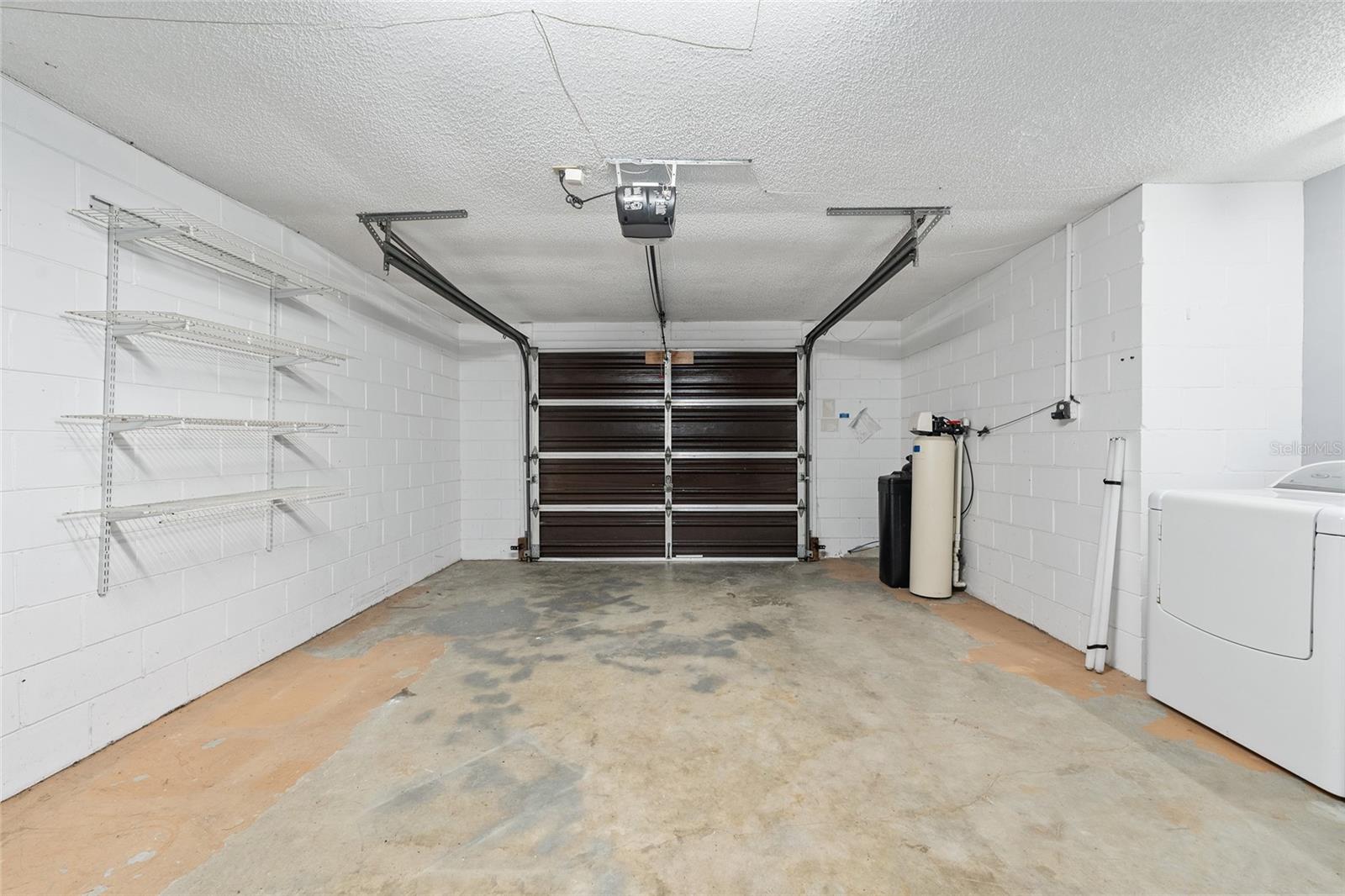 GREEN MEADOWS FIRST ADD - Residential