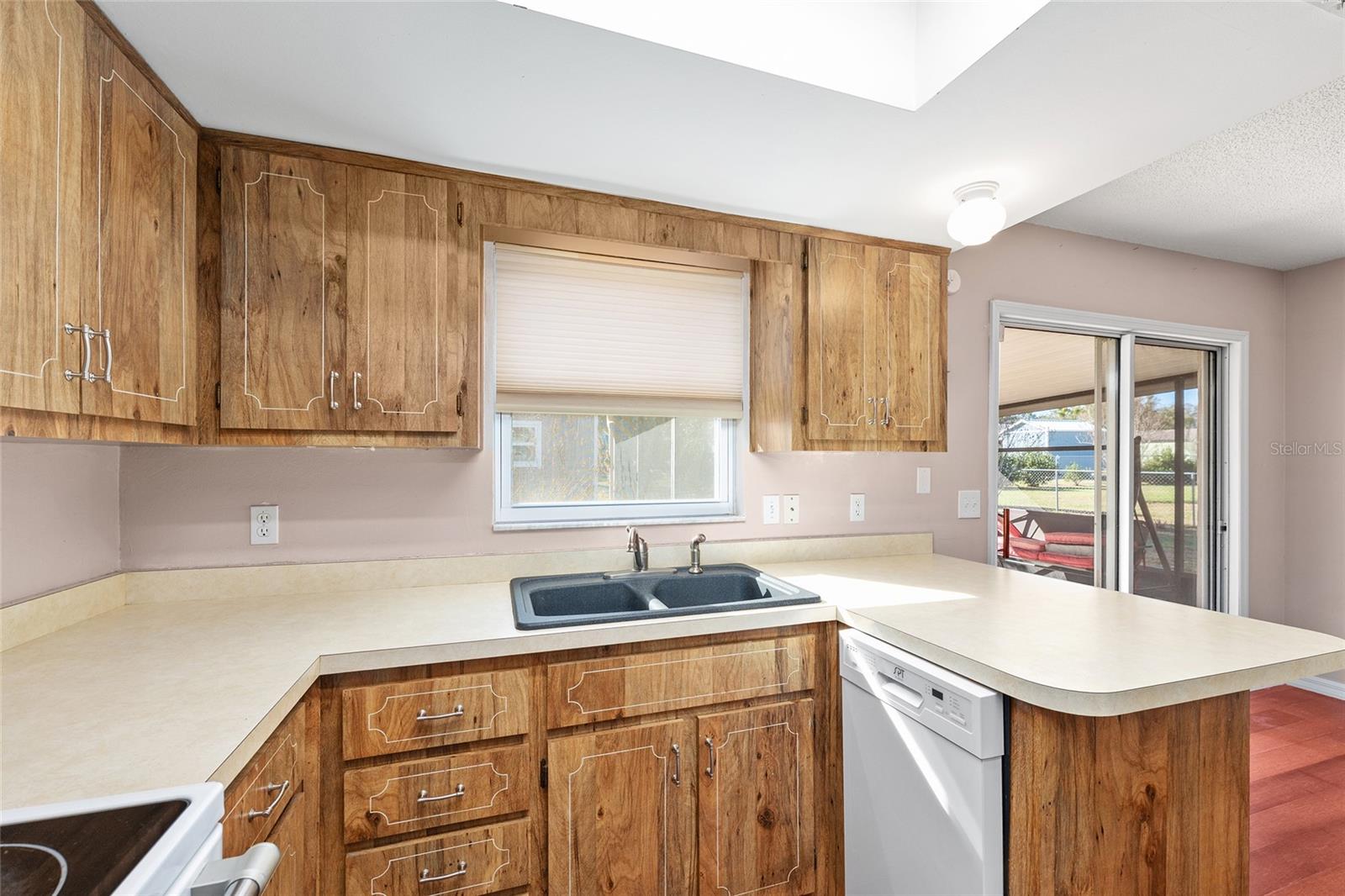 GREEN MEADOWS FIRST ADD - Residential