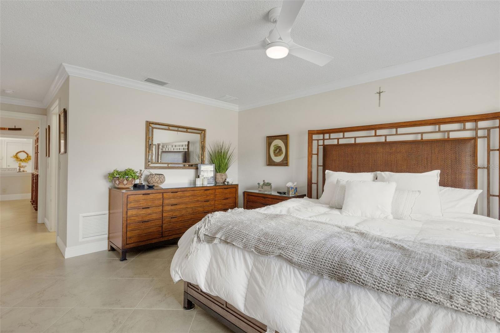 3902 WILSHIRE DRIVE 98