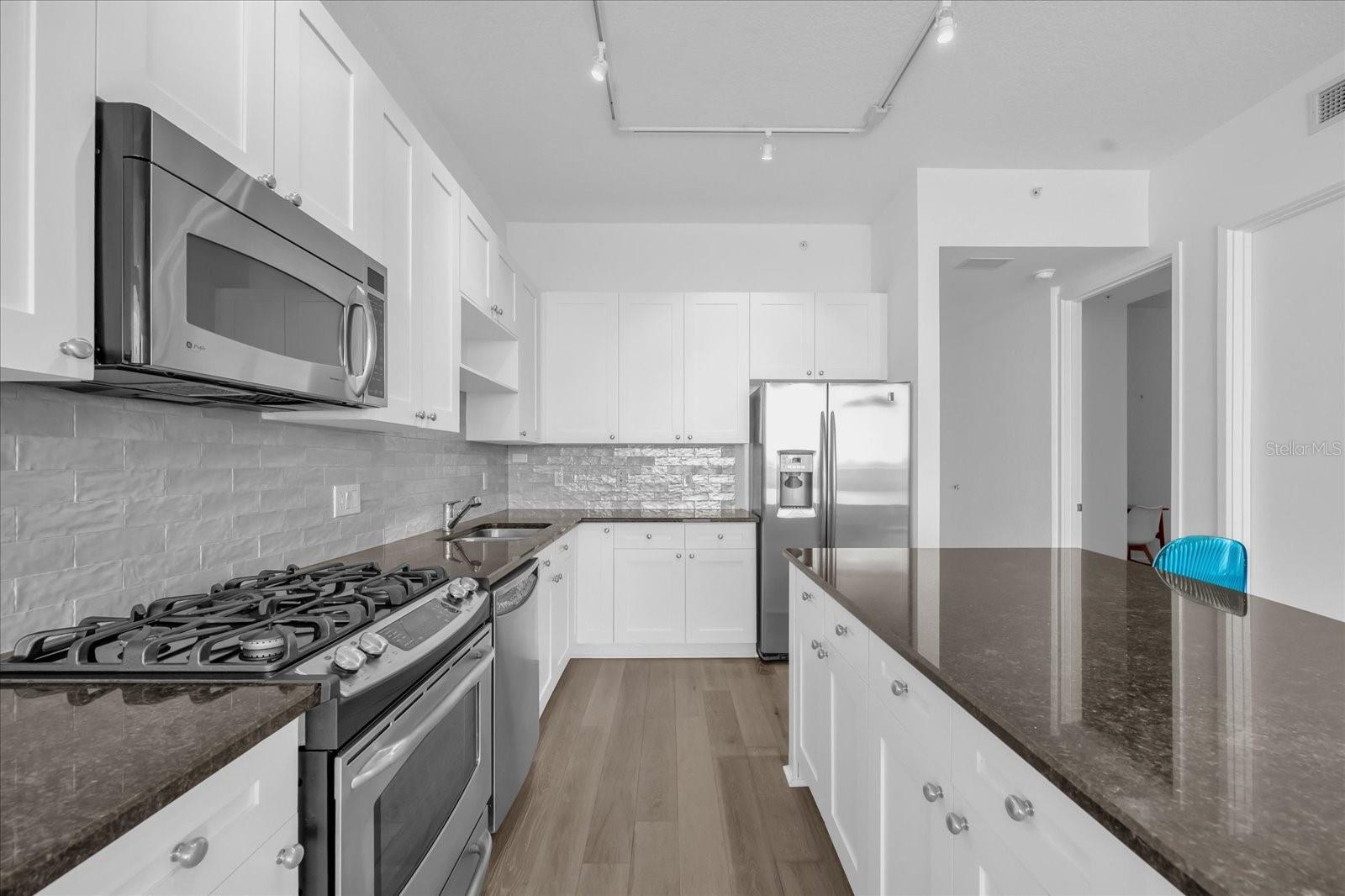 VUE/LK EOLA - Residential
