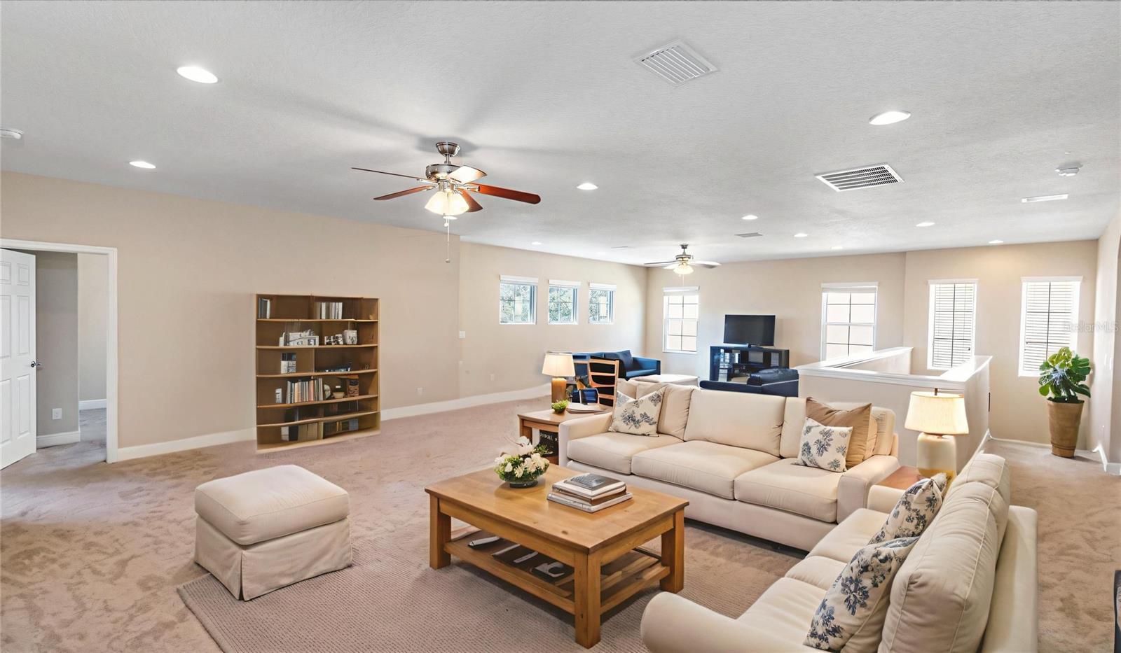 MANORS AT FOREST GLEN - Residential