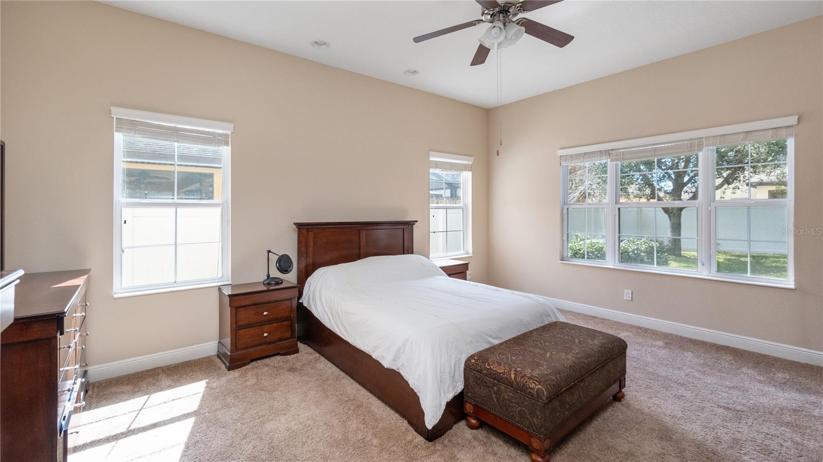 MANORS AT FOREST GLEN - Residential