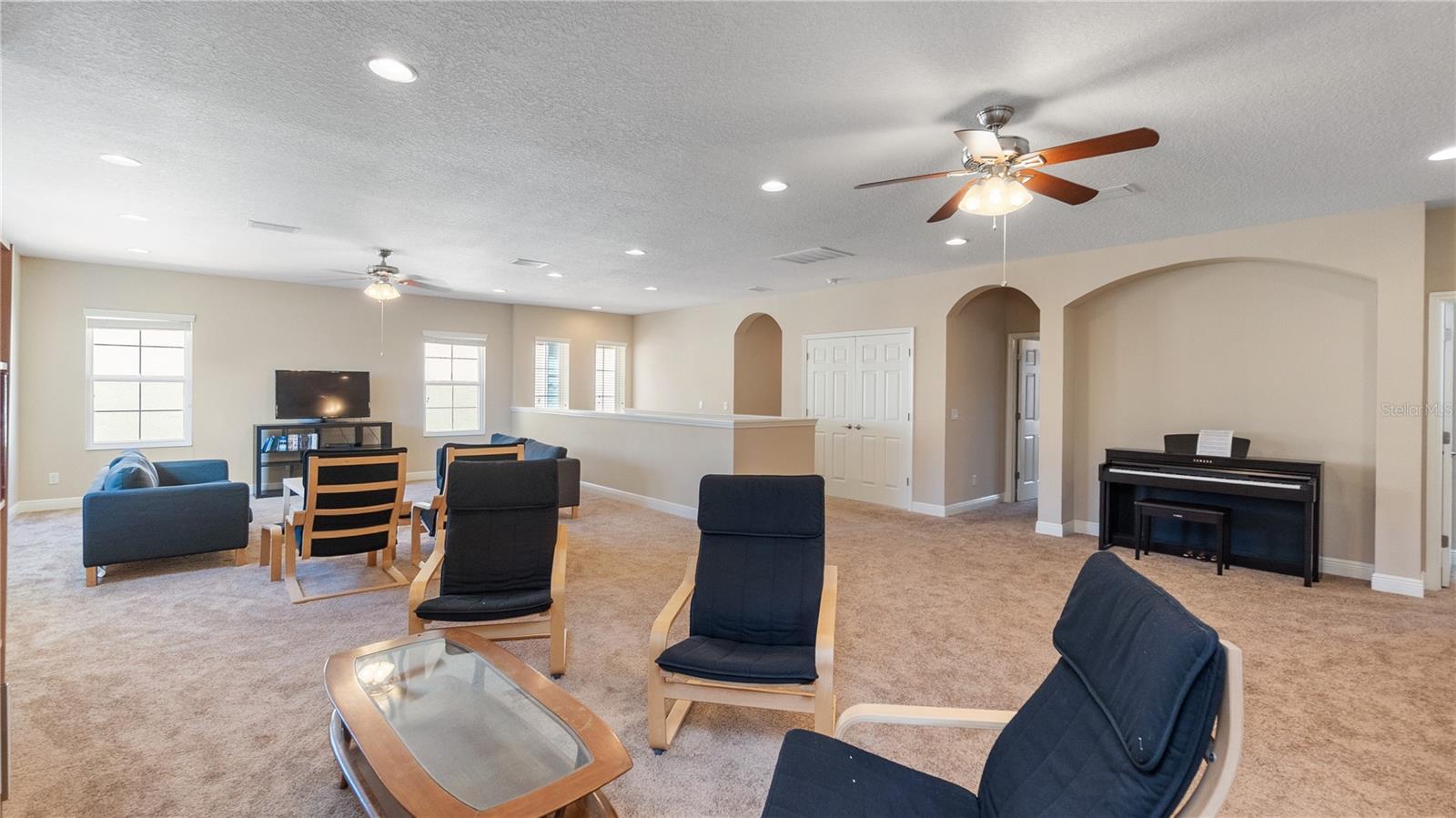 MANORS AT FOREST GLEN - Residential