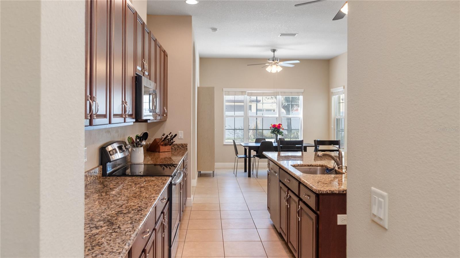 MANORS AT FOREST GLEN - Residential