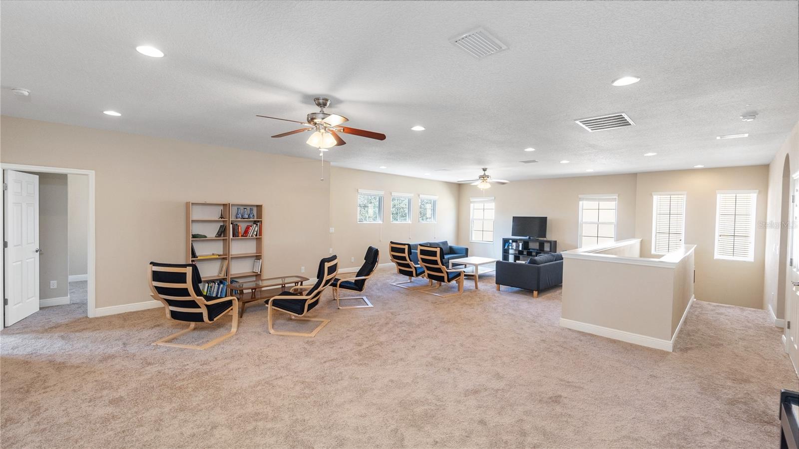 MANORS AT FOREST GLEN - Residential