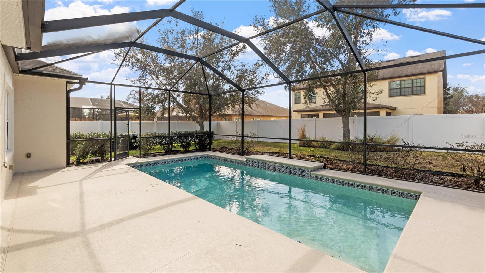 MANORS AT FOREST GLEN - Residential