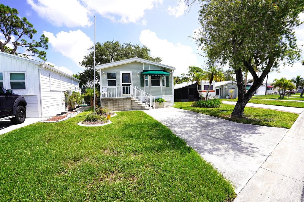 Photo of 125 Brookshire Drive, Nokomis, FL 34275 (MLS # C7528834)
