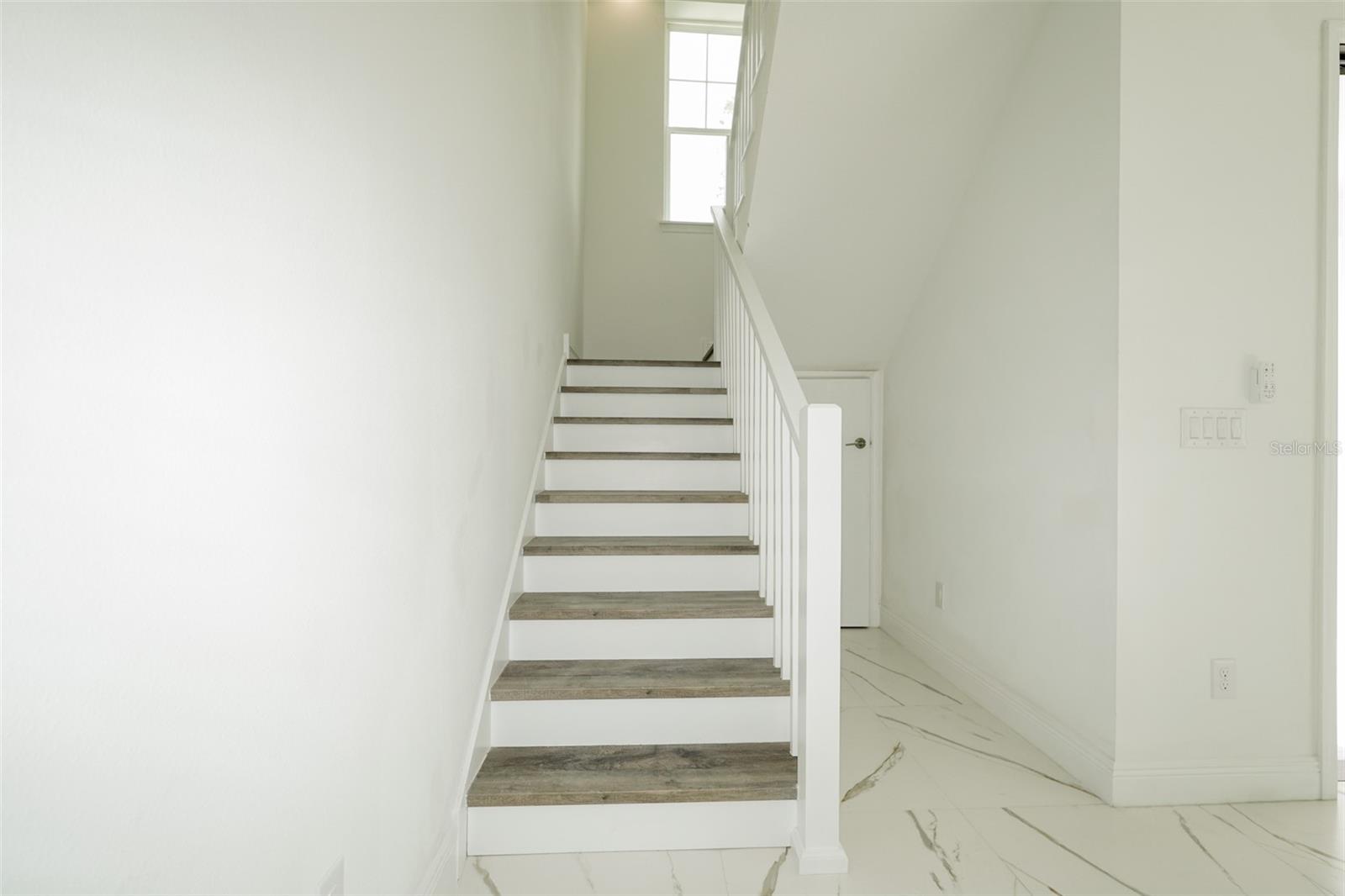 SUBDIVISION OF TRACTS 15 & 1 - Residential Lease