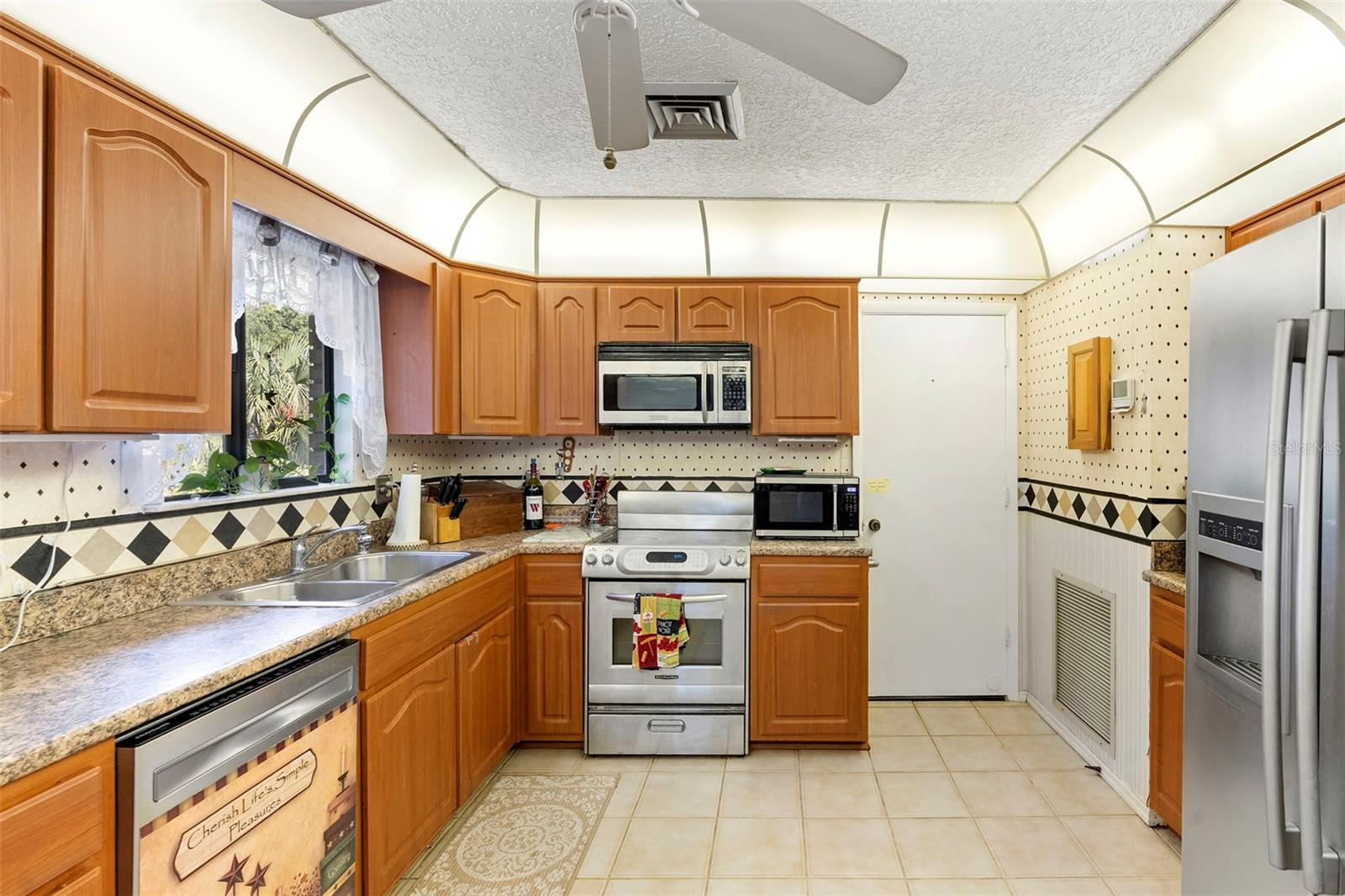 RYGATE - Residential