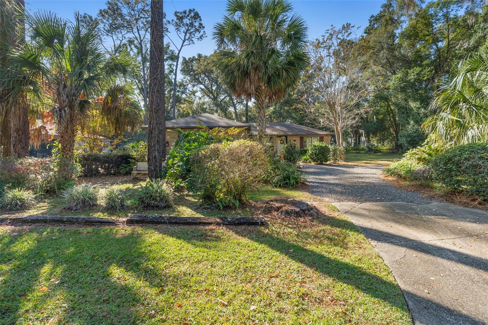 RYGATE - Residential