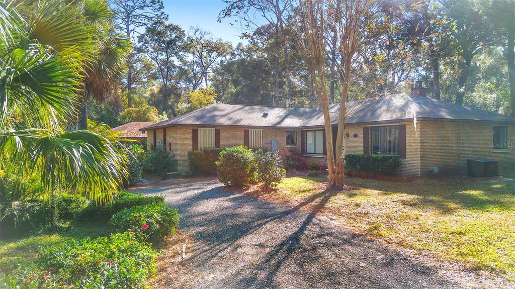 Photo of 1470 Alden Street, Deland, FL 32720 (MLS # V4946041)