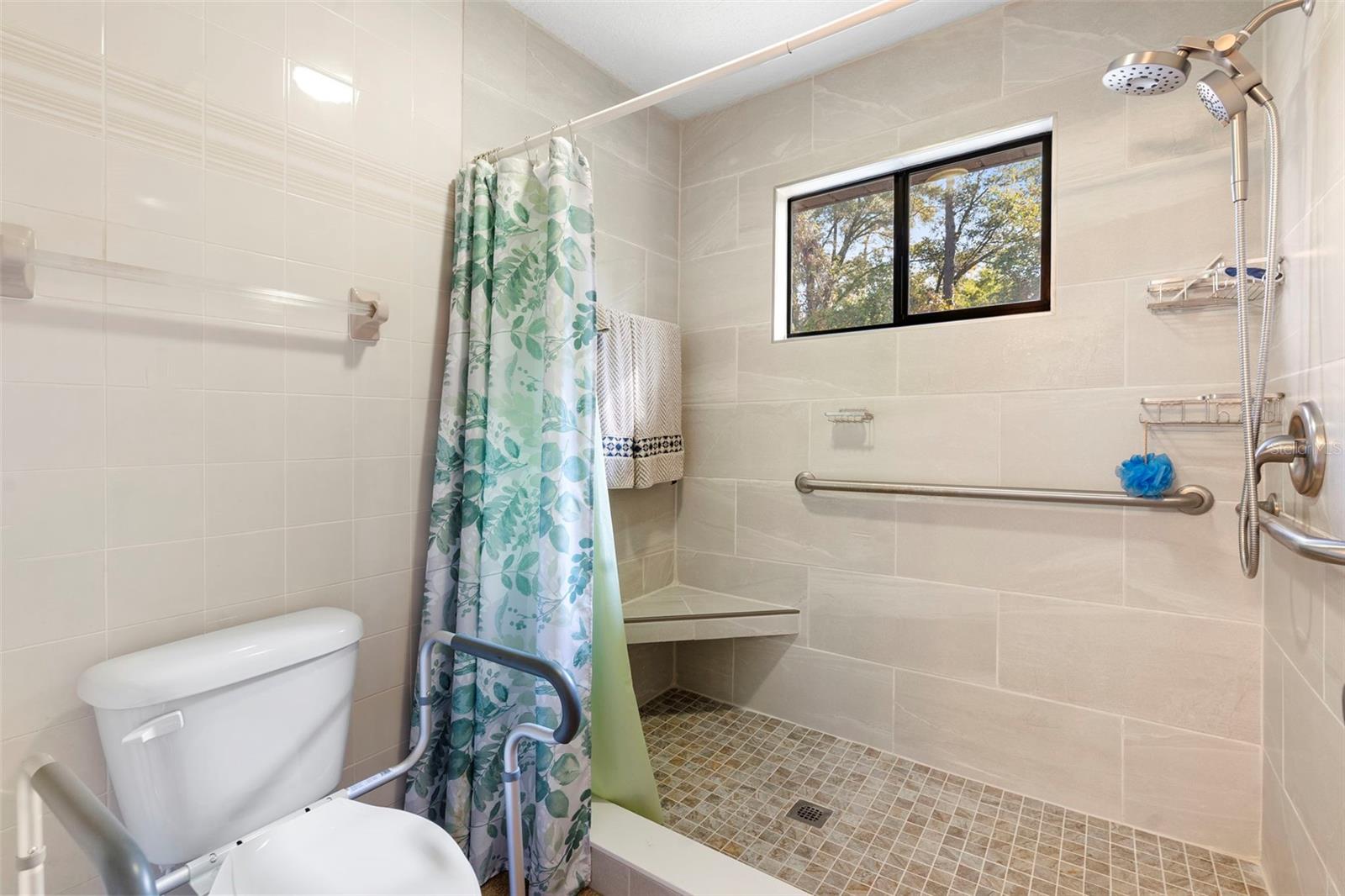 RYGATE - Residential