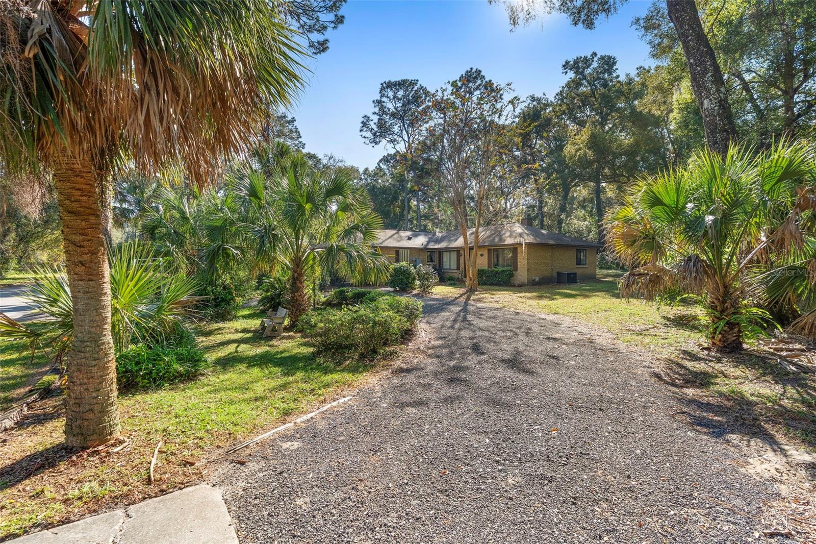 RYGATE - Residential