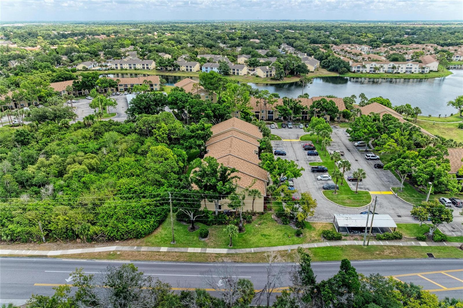 VINTAGE GRAND - Residential