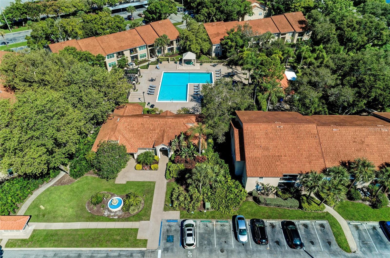 VINTAGE GRAND - Residential