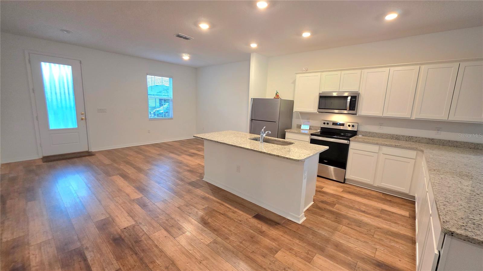 RIVERSTONE PH 3 & 4 - Residential