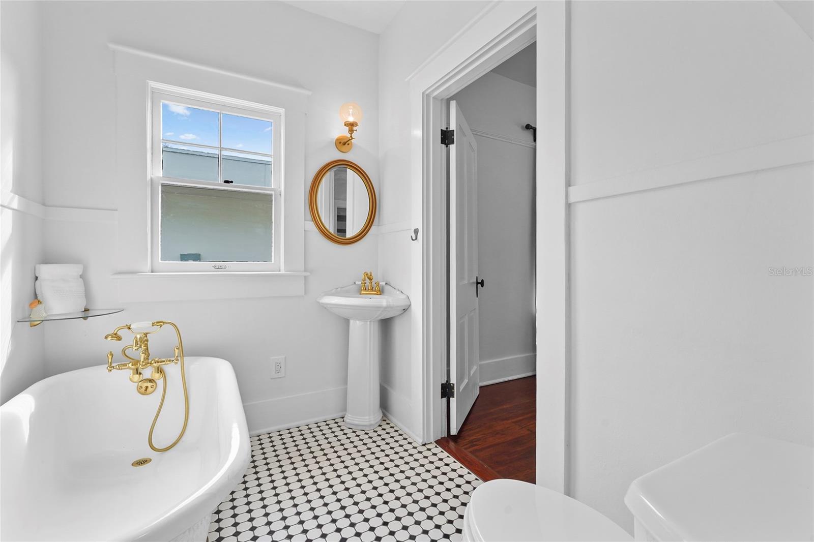 UPHAM ADD TO BRADENTON CONTINUED - Residential