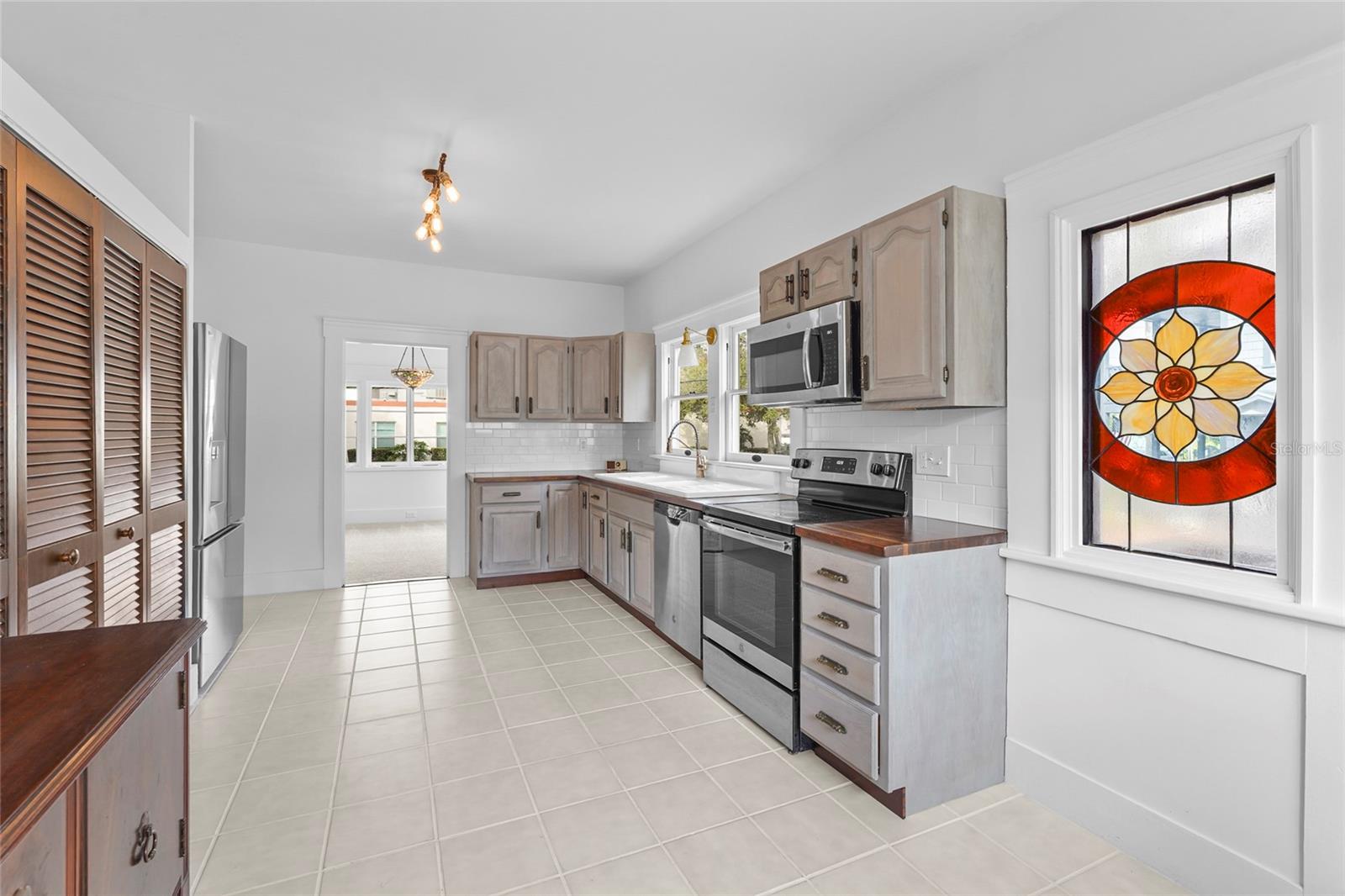 UPHAM ADD TO BRADENTON CONTINUED - Residential