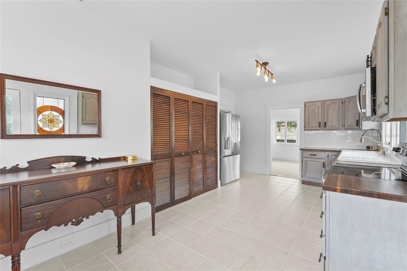 UPHAM ADD TO BRADENTON CONTINUED - Residential