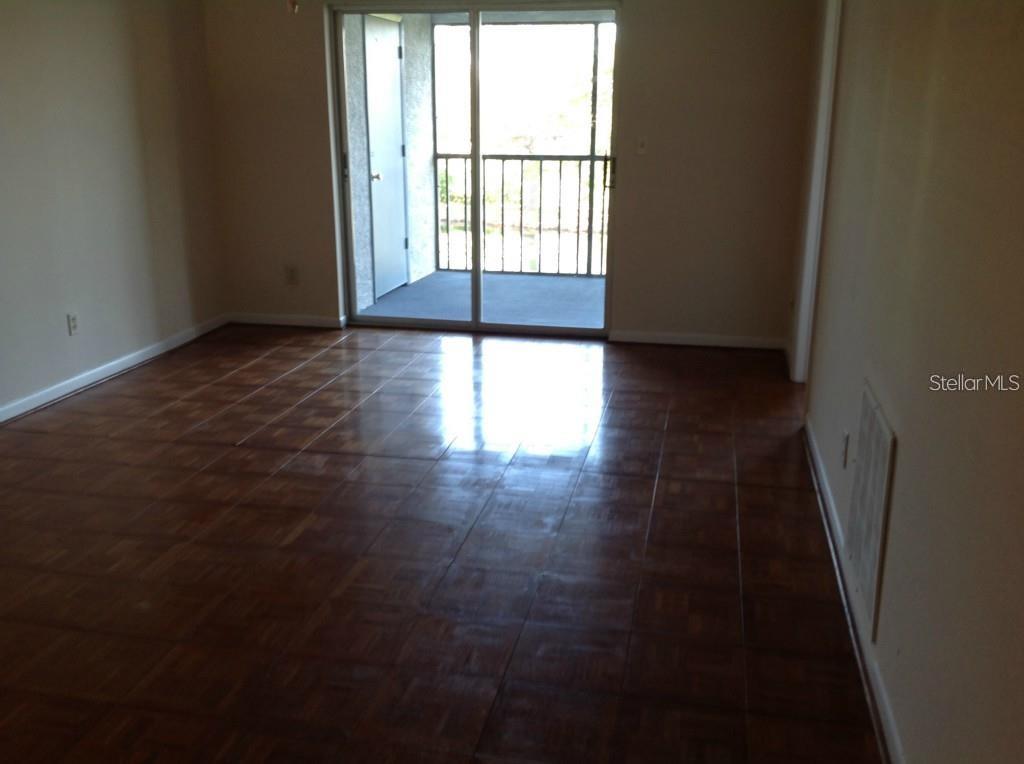 11201 122ND AVENUE L-232