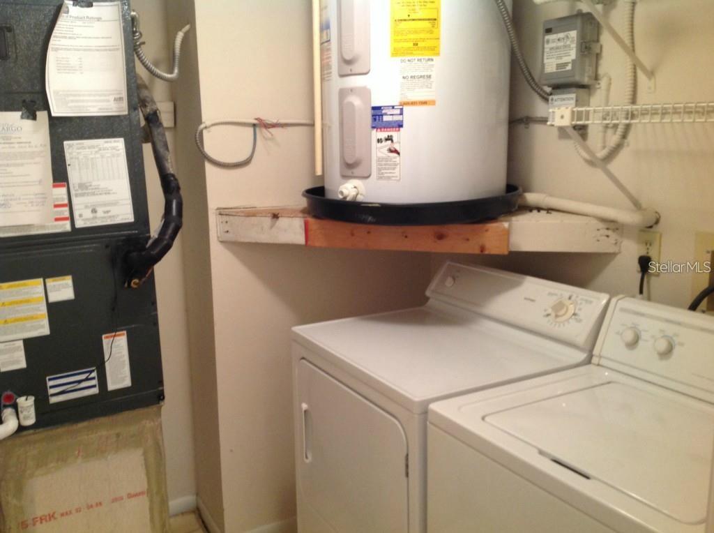 SHADOW LAKES CONDOS - Residential