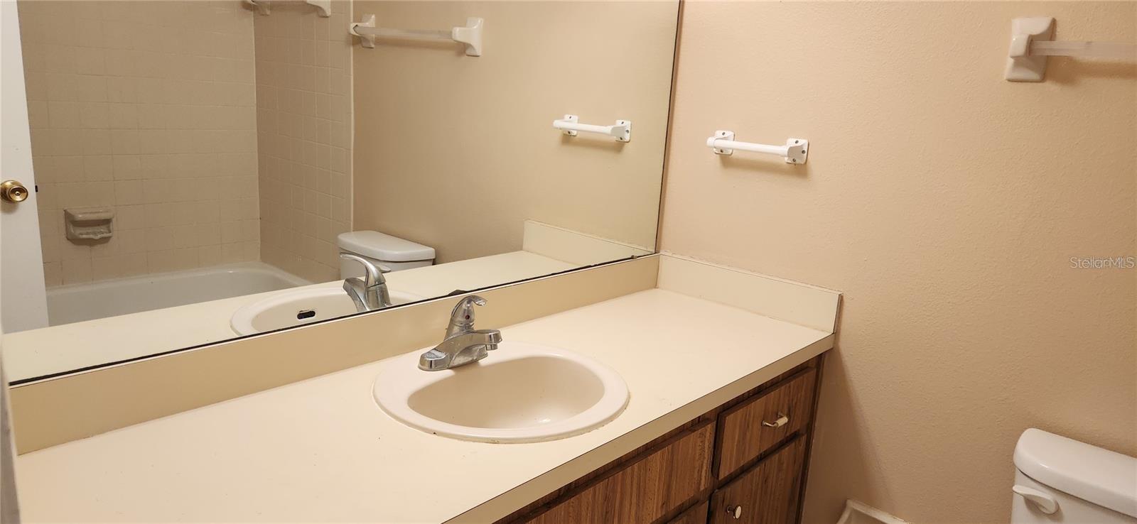 SHADOW LAKES CONDOS - Residential