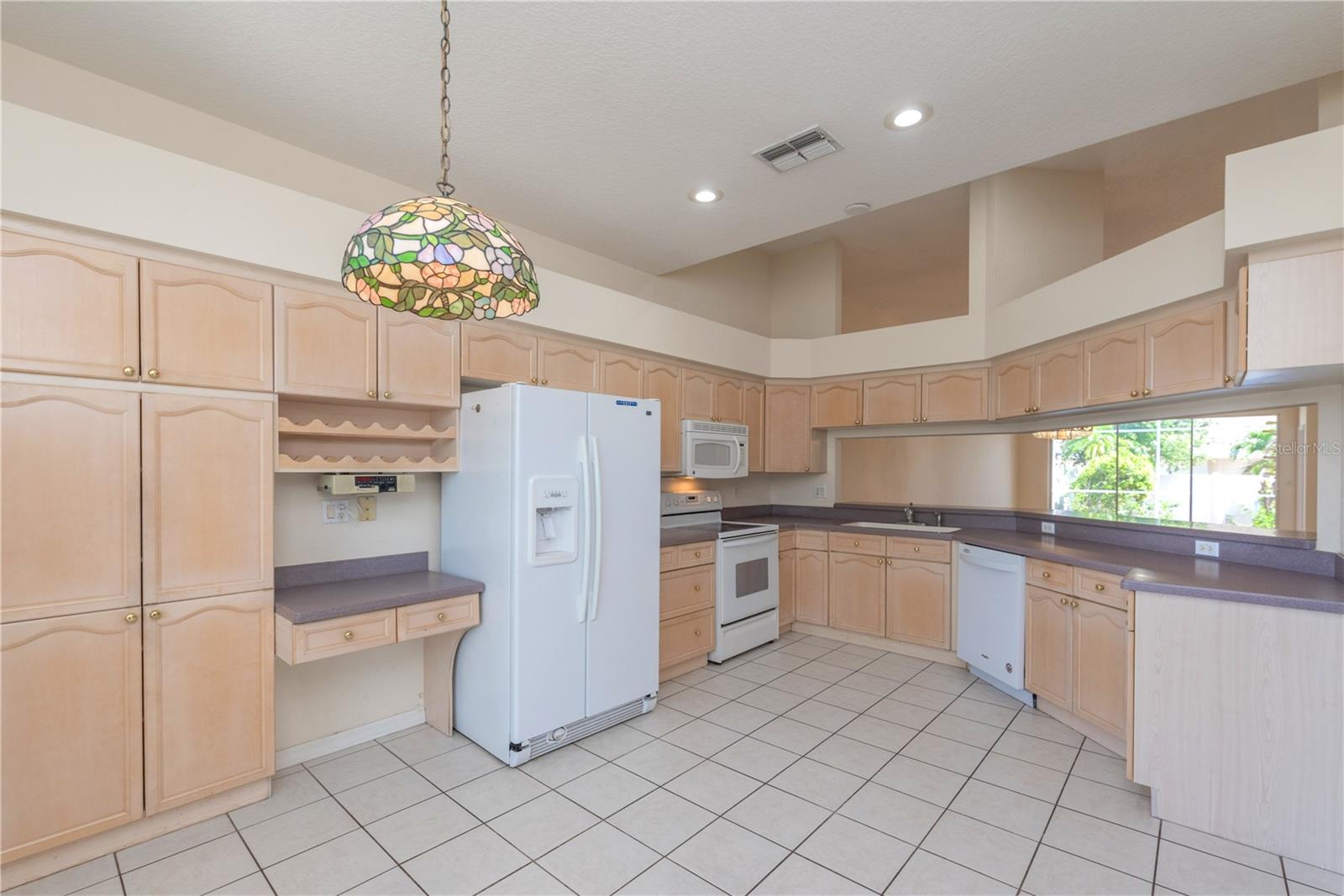 1126 HALEY LANE