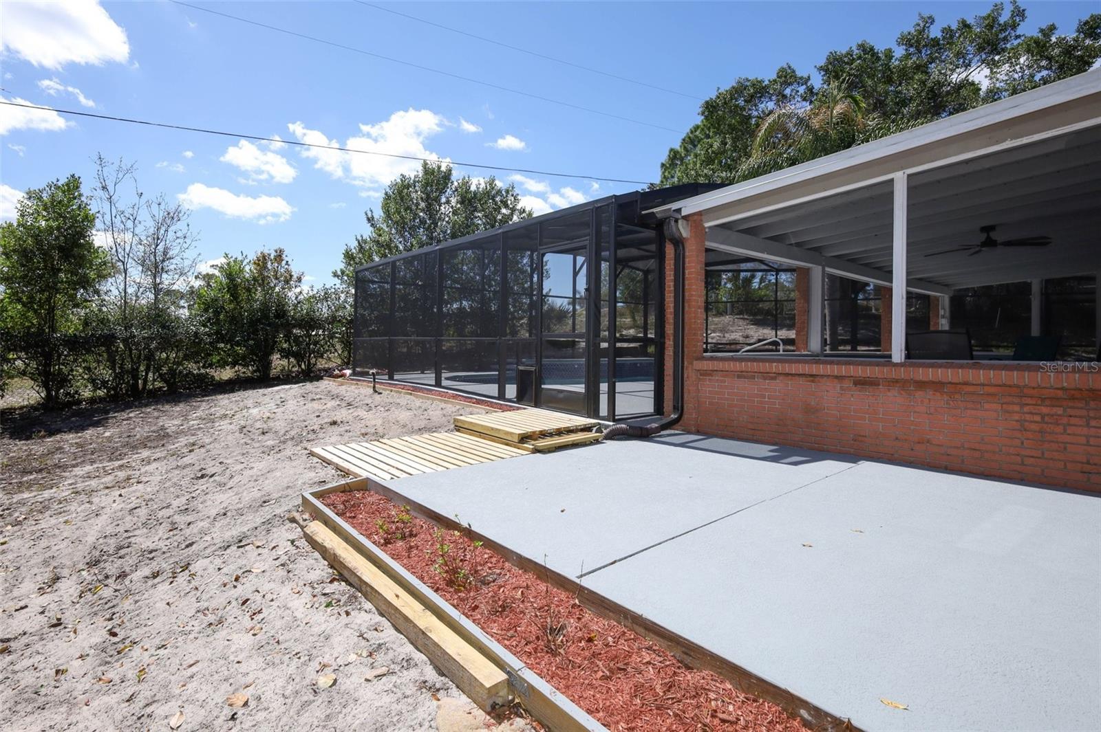 DELTONA LAKES UNIT 26 - Residential