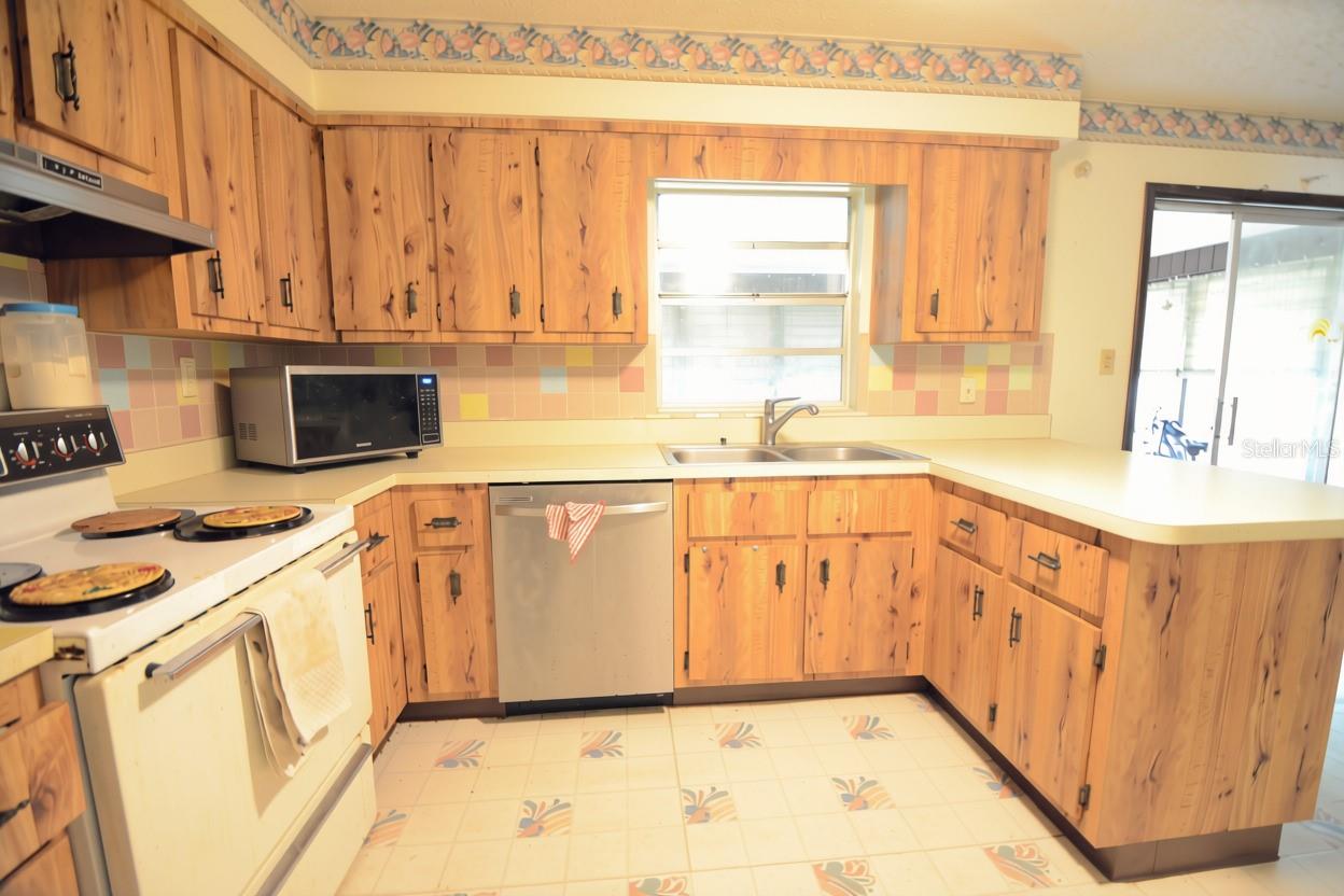 155 NE 43RD AVENUE