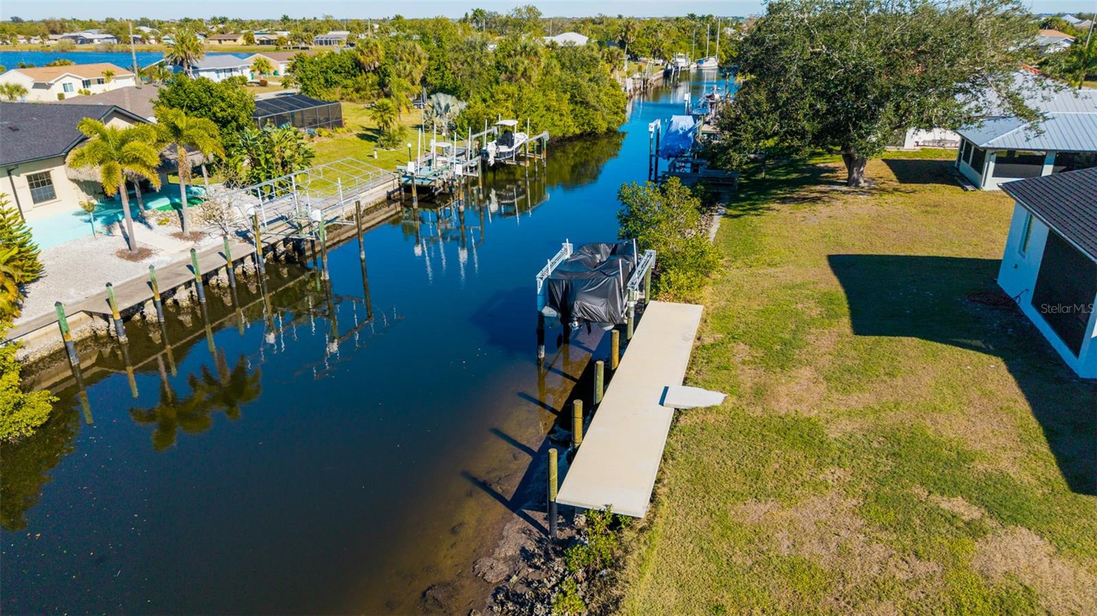 18946 AYRSHIRE CIRCLE