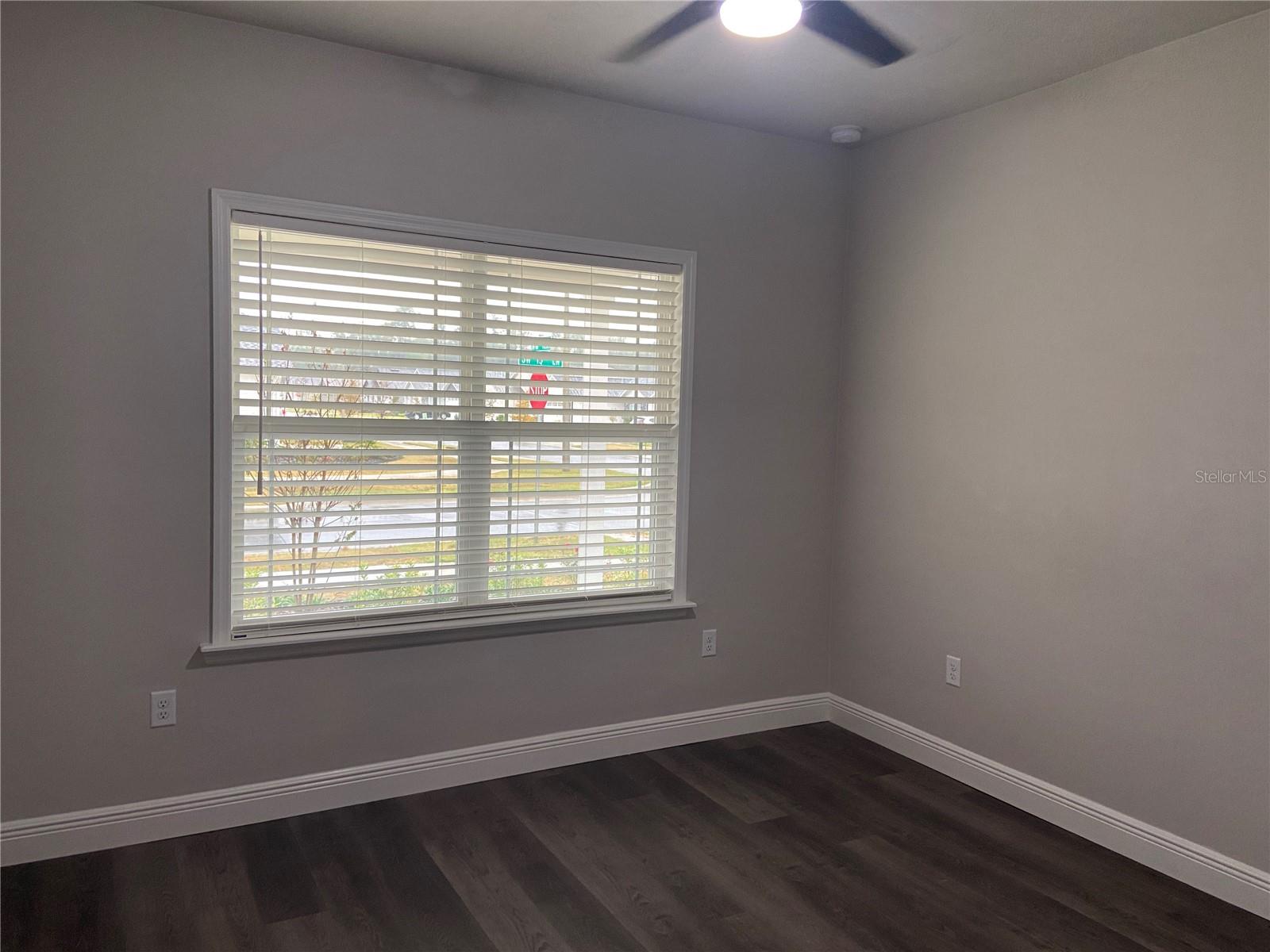 GRAND OAKS - Residential Lease