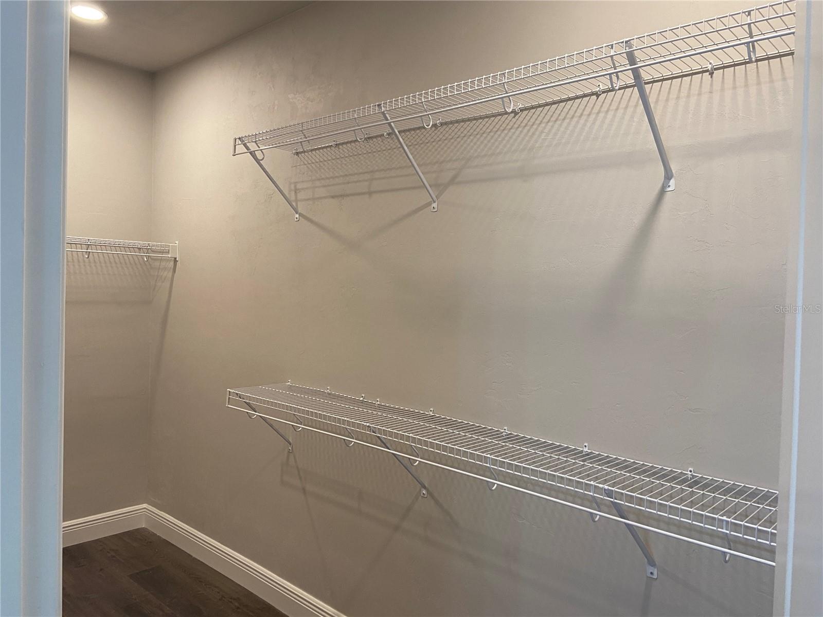 GRAND OAKS - Residential Lease