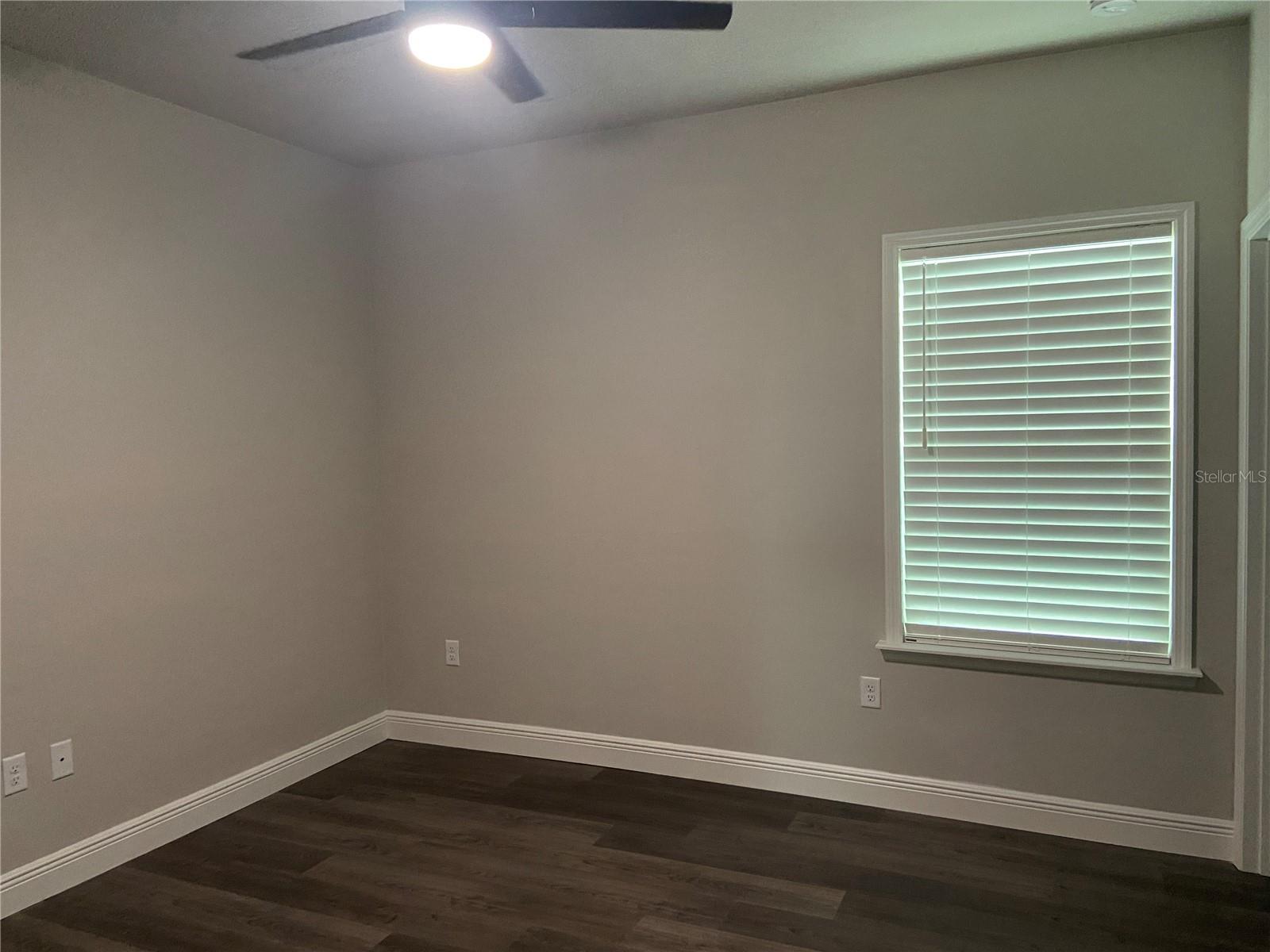 GRAND OAKS - Residential Lease