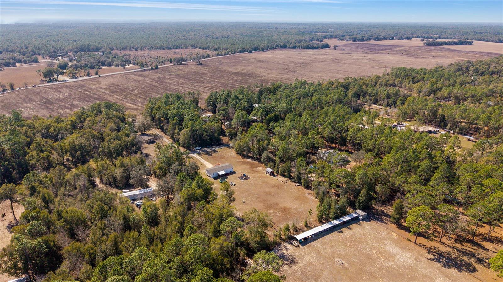 LAKE TROPICANA RANCHETTES - Residential