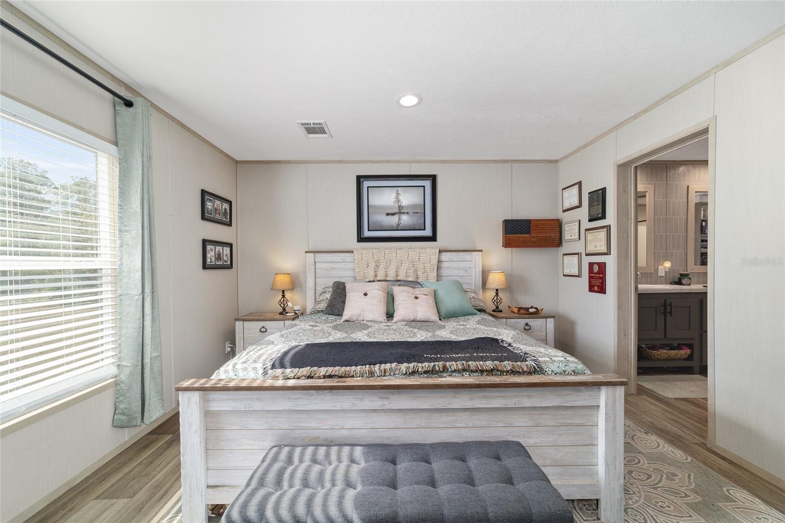 LAKE TROPICANA RANCHETTES - Residential