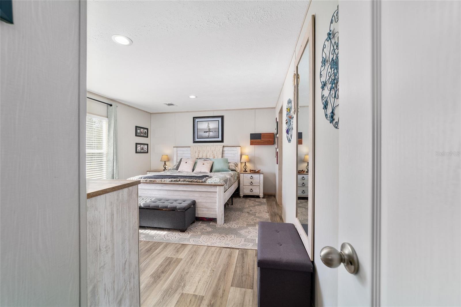 LAKE TROPICANA RANCHETTES - Residential