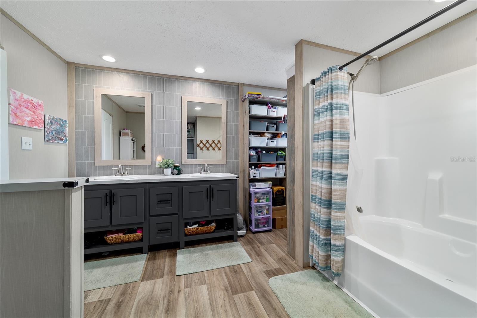 LAKE TROPICANA RANCHETTES - Residential