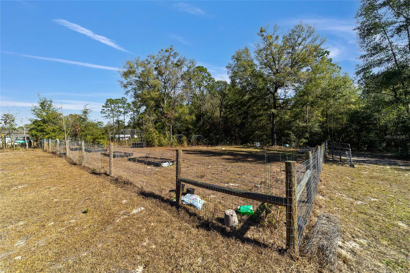 LAKE TROPICANA RANCHETTES - Residential