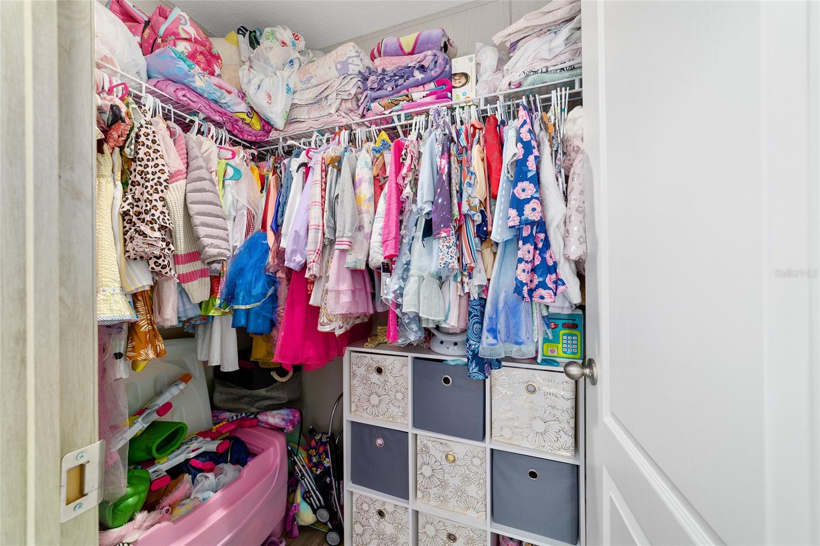 LAKE TROPICANA RANCHETTES - Residential