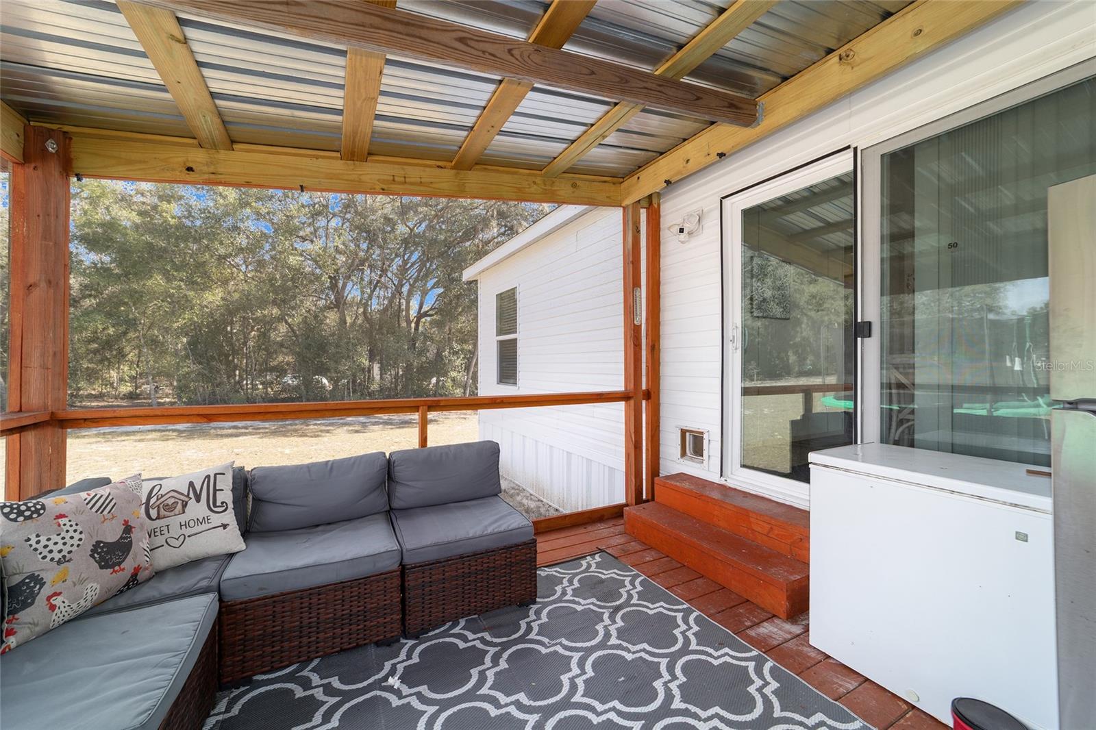 LAKE TROPICANA RANCHETTES - Residential