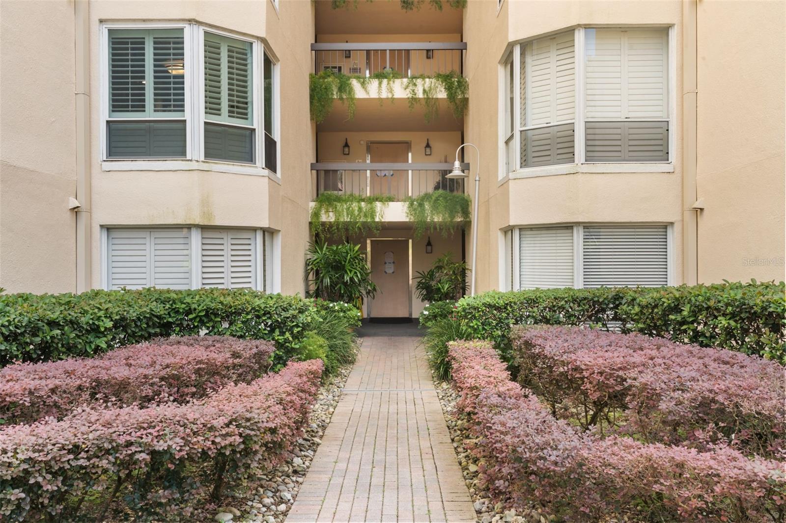 206 QUAYSIDE CIR 203