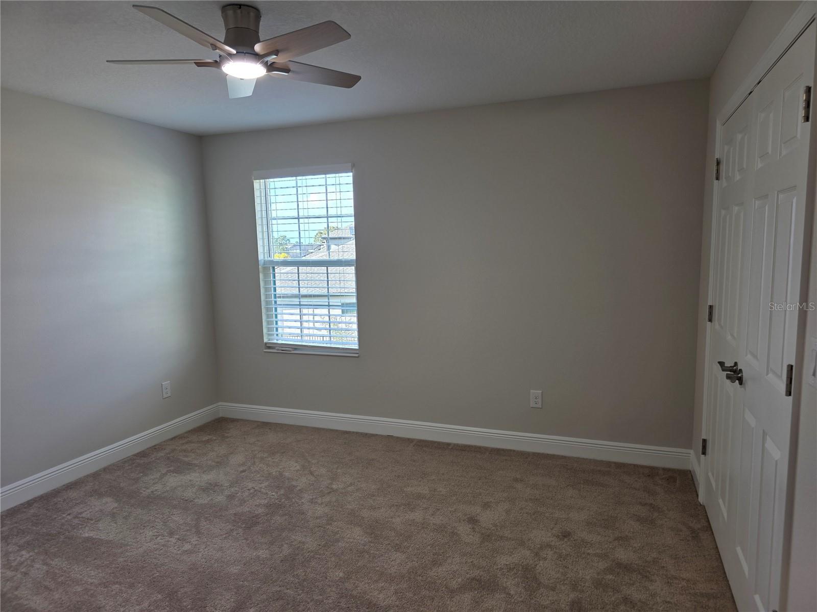 HINTON HAWKSTONE PH 2A 2B2 - Residential Lease