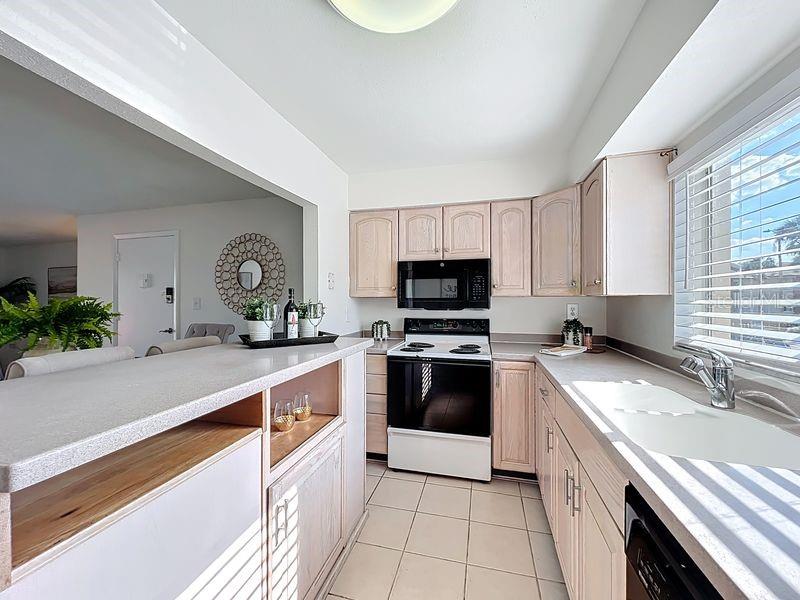 SANDY COVE - Residential