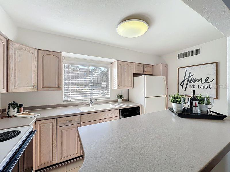 SANDY COVE - Residential