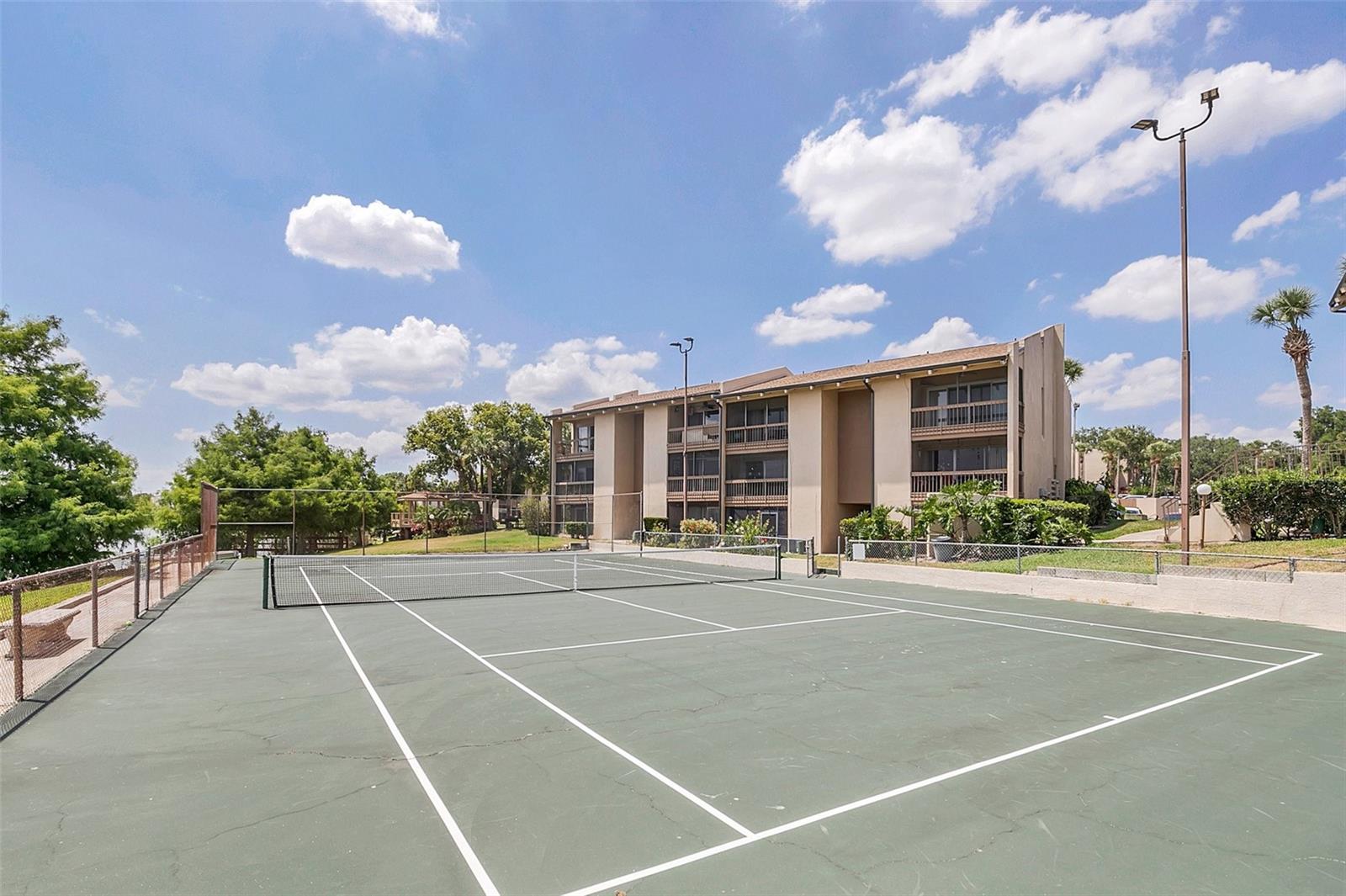 SANDY COVE - Residential