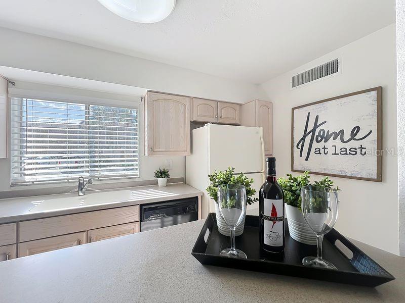 SANDY COVE - Residential