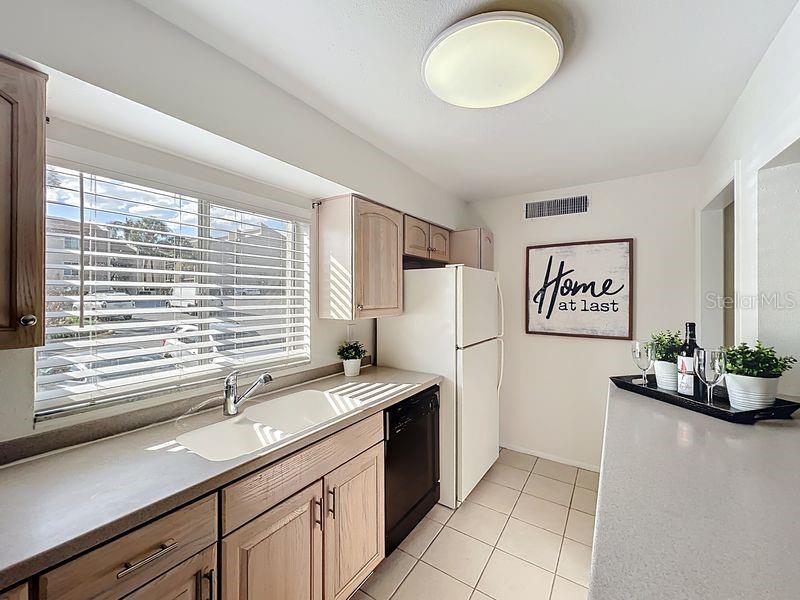 SANDY COVE - Residential