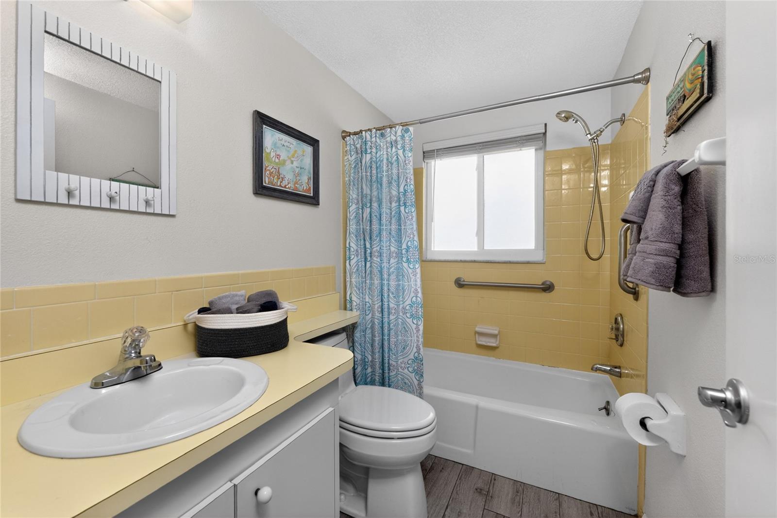 BAY VISTA BLVD ADD 03 - Residential