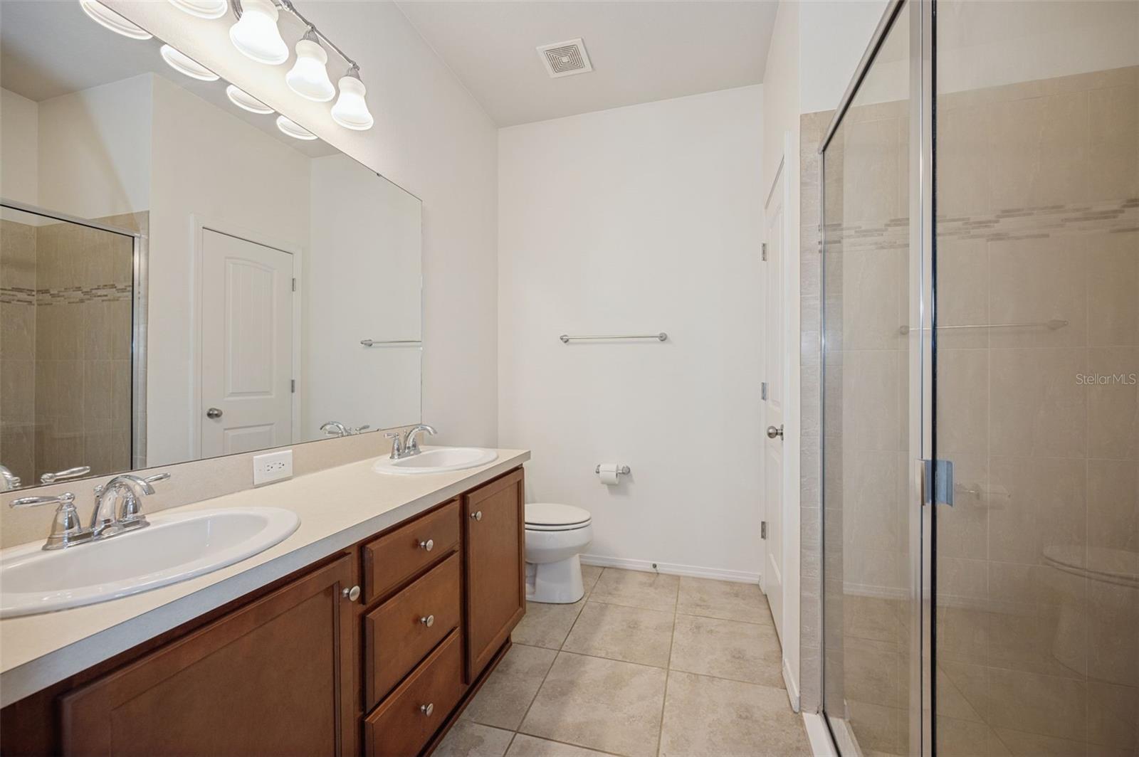 TRILLIUM VILLAGE E PH 1 - Residential